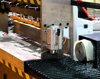 優(yōu)酷亞克力加工設(shè)備